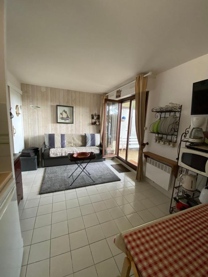 Studio En Rez De Jardin -"Le Petit Nid" A Trouville Exterior foto