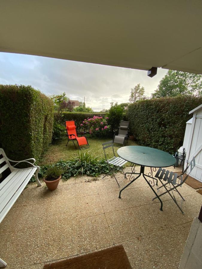 Studio En Rez De Jardin -"Le Petit Nid" A Trouville Exterior foto